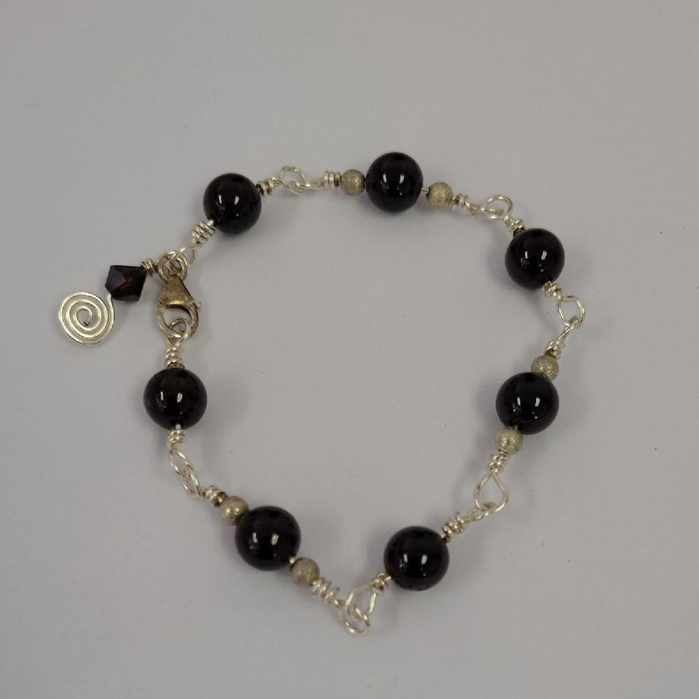 Elegant 925 Silver Beaded Bracelet